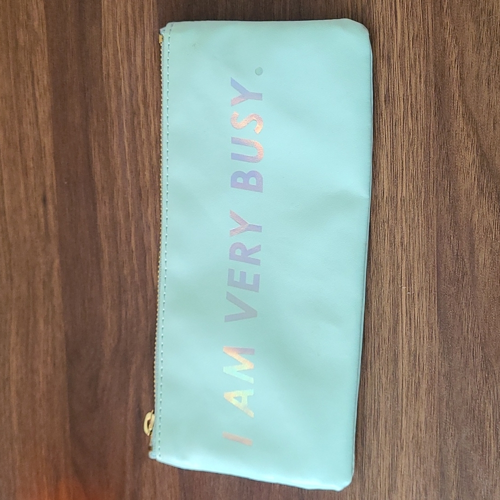 Woman's travel bag